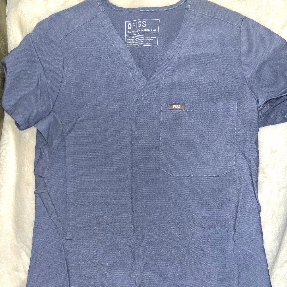 Figs Scrubs - Picture 2 of 4